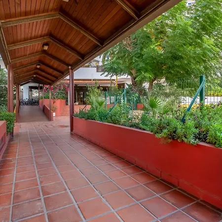 아파트 Serene Blue 1 Bdr Flat With Balcony By Lovelystay 포티마오