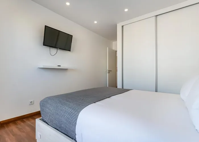 아파트 Serene Blue 1 Bdr Flat With Balcony By Lovelystay *